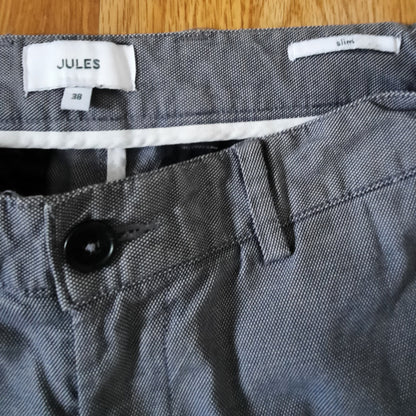 Pantalon chino slim reliefé