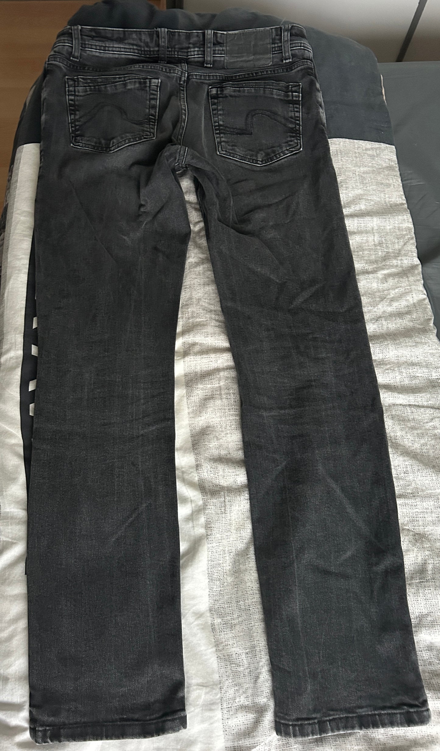 Jean straight 4 longueurs en coton recyclé
