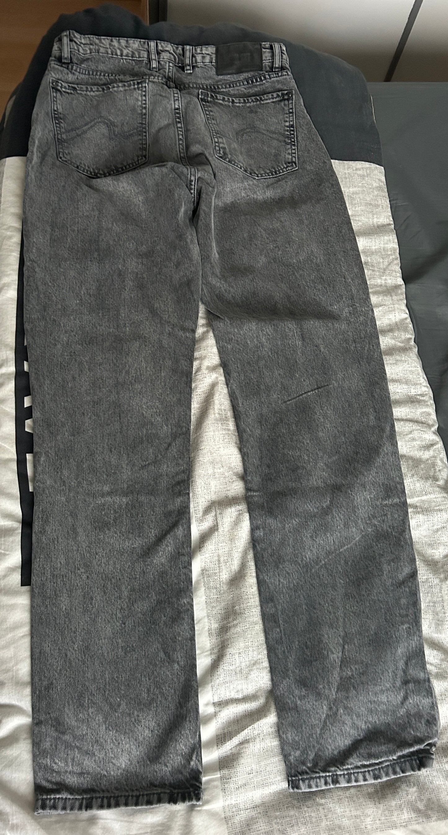 Jean gris