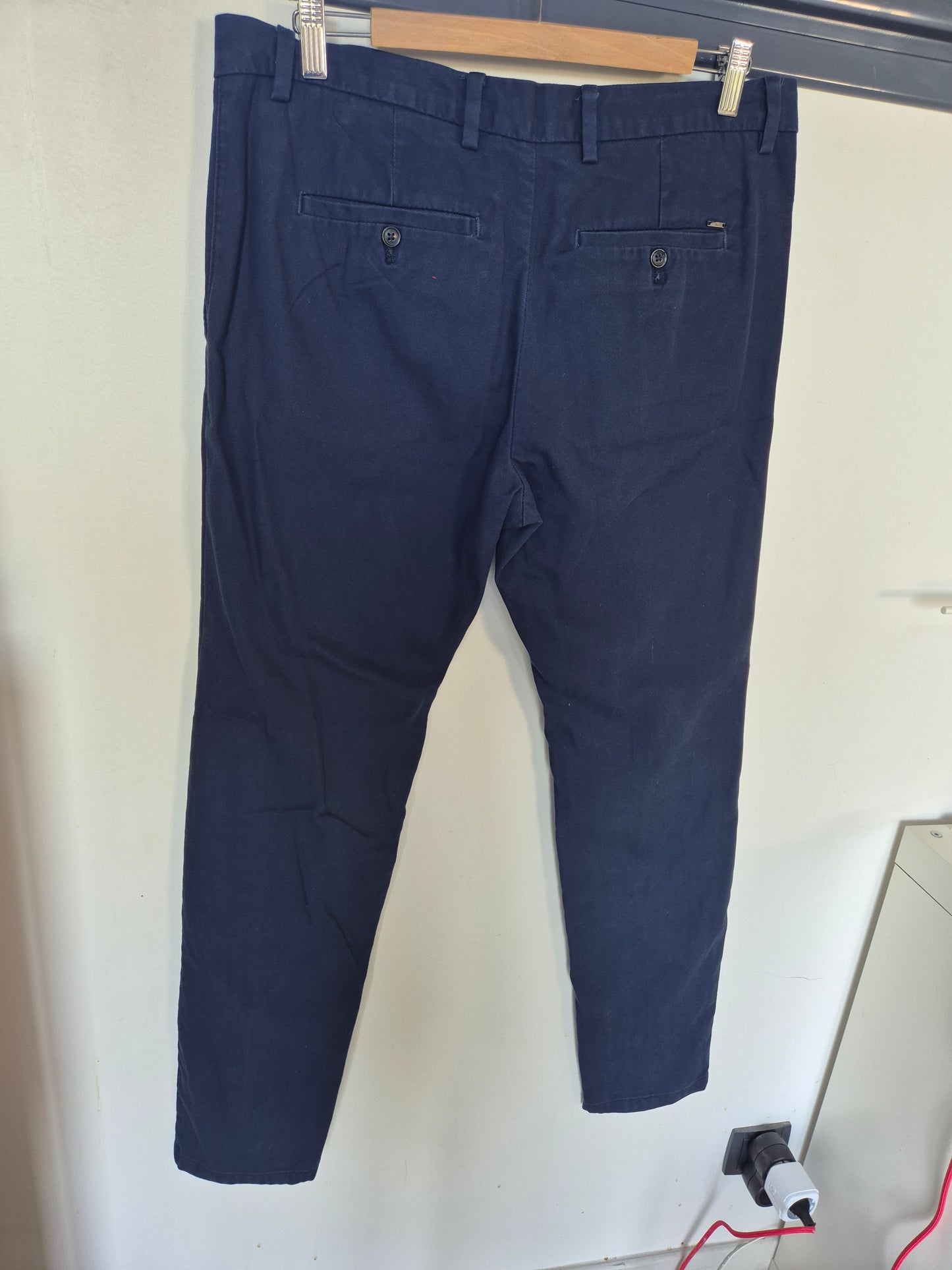 Chino bleu marine