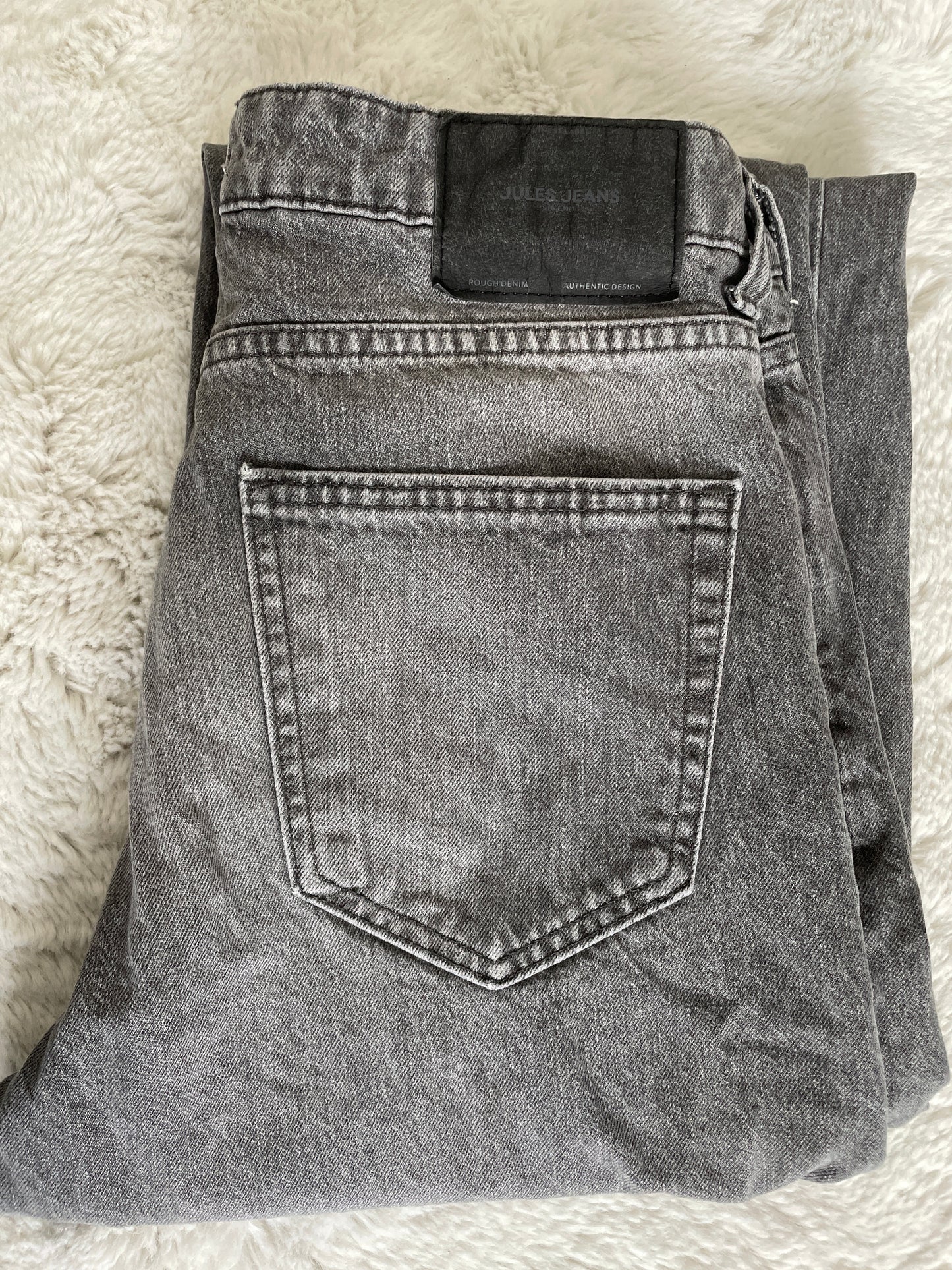 Jean loose gris