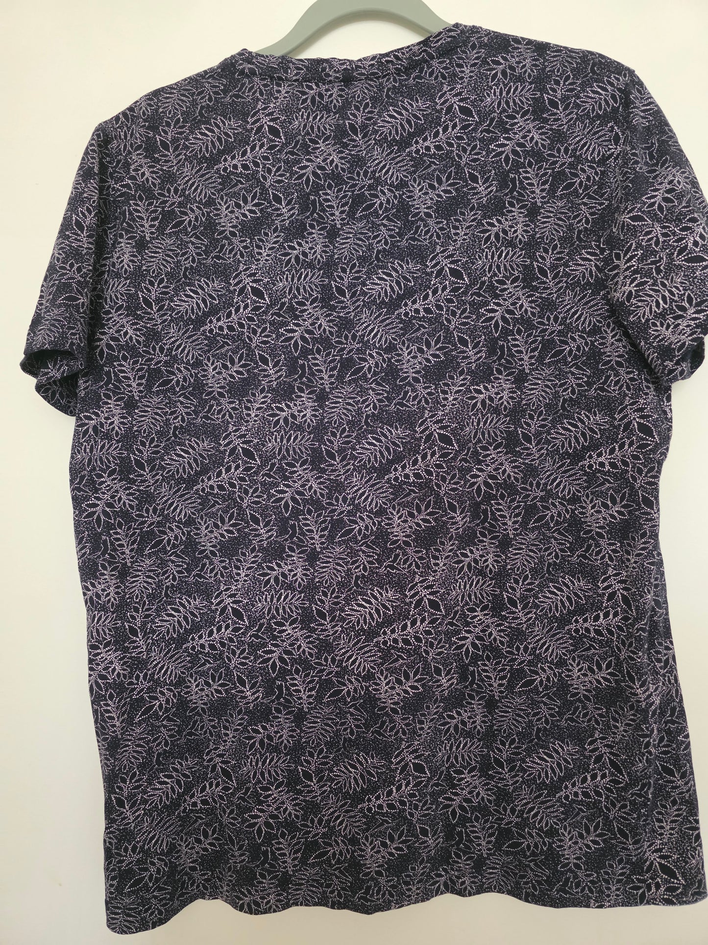 Tee-shirt col rond motifs floraux