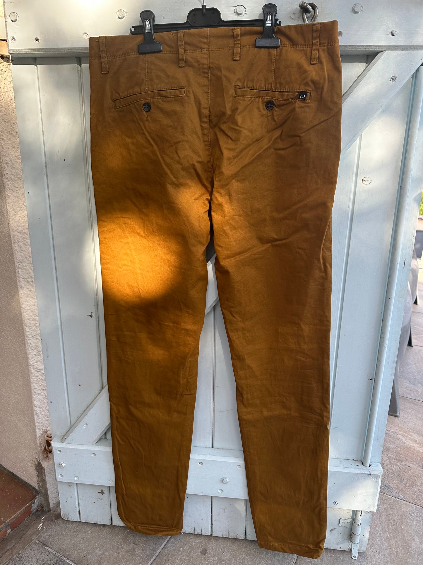 Pantalon chino slim 'le parfait by JULES'