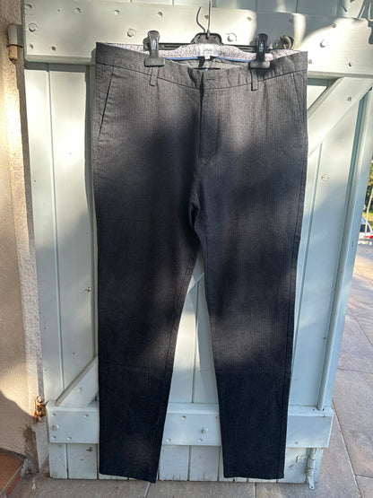 Pantalon chino slim fines rayures