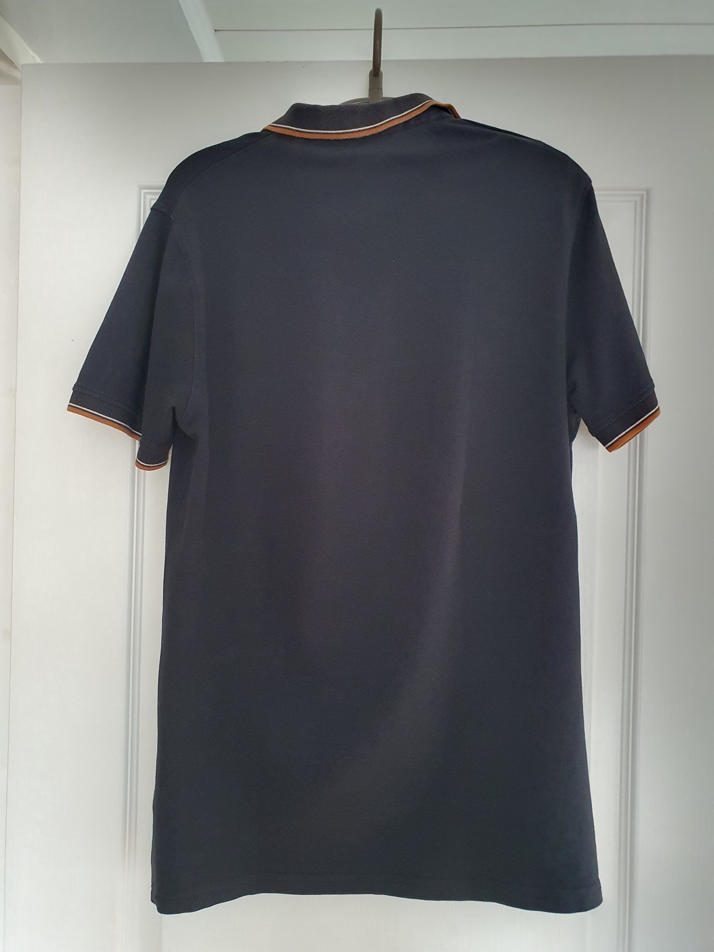 Polo noir