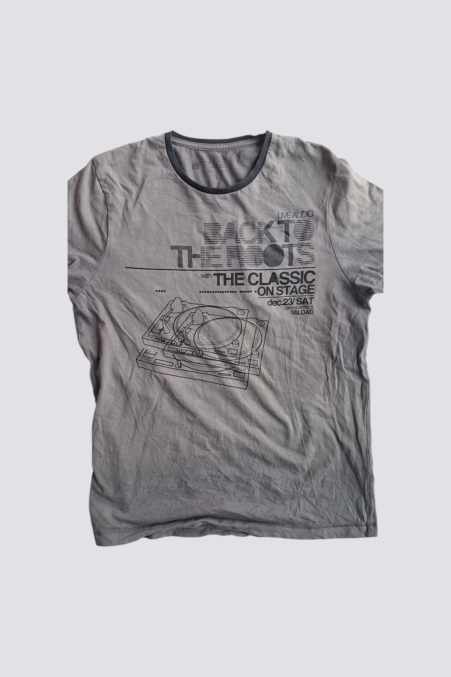 Tee shirt