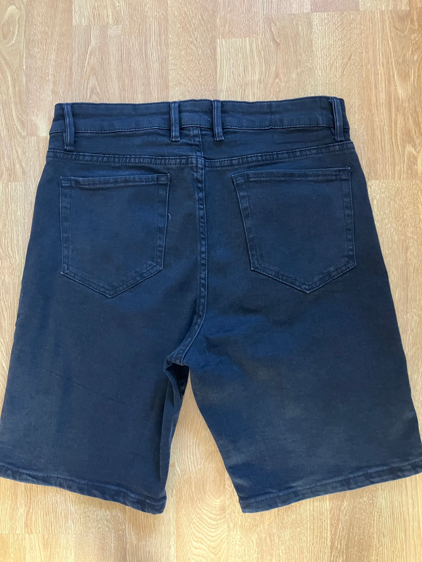 Short en jean Noir