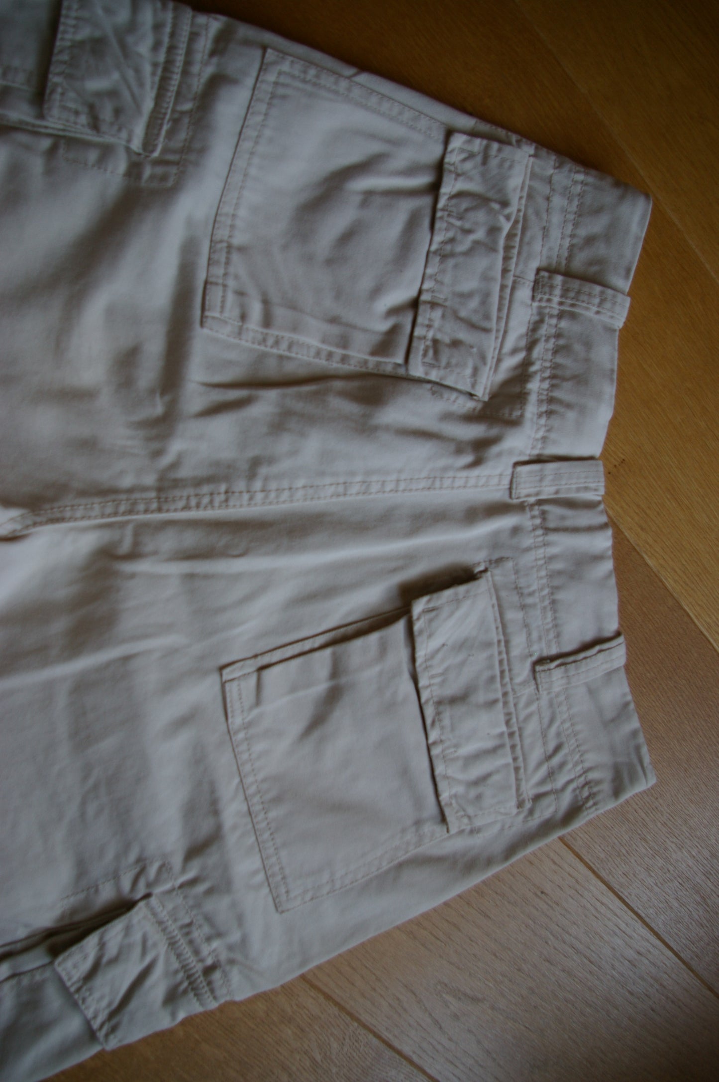 Bermuda beige clair