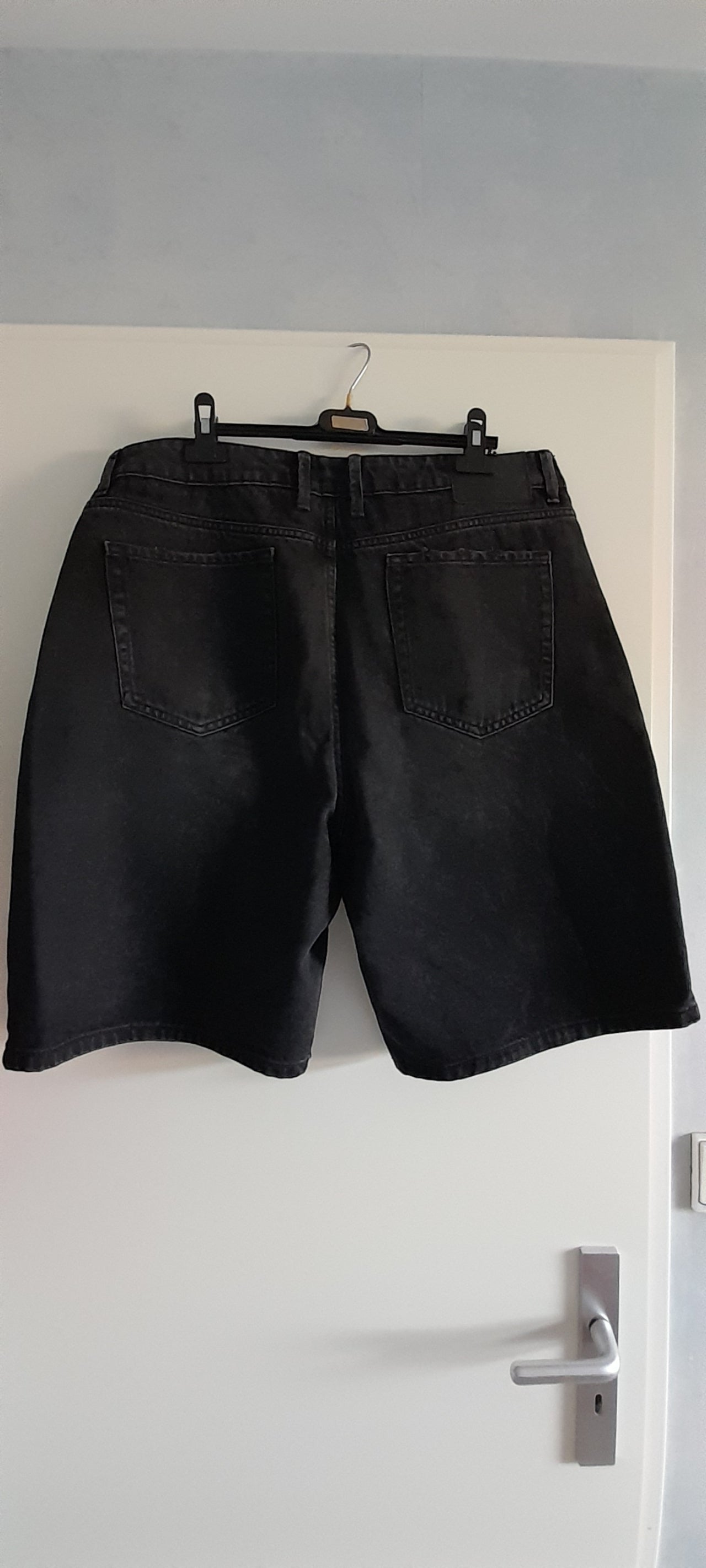 BERMUDA JEAN NOIR