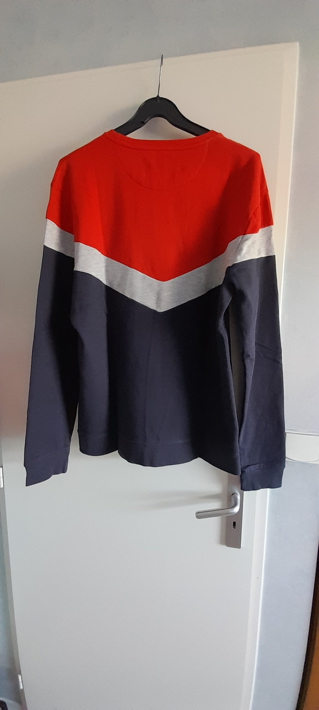 SWEAT BLEU (rouge et gris)