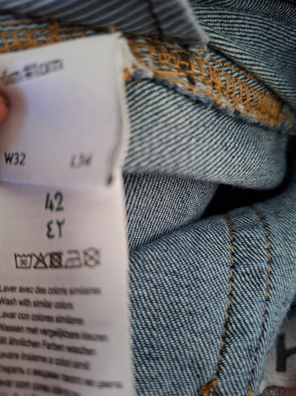 Jean slim contenant du chanvre et du polyester recyclé