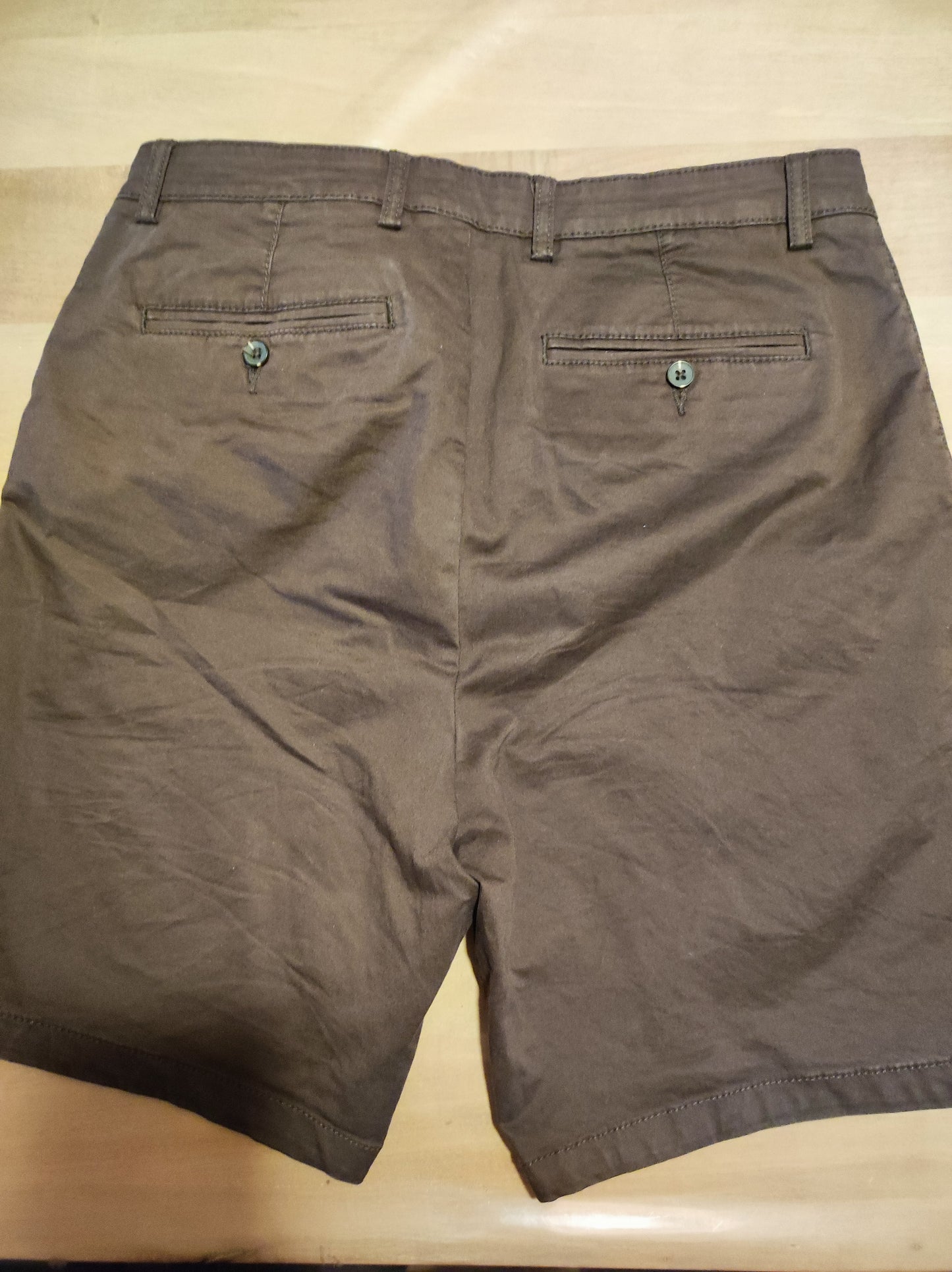 Short Chino Jules marron T38 (neuf)