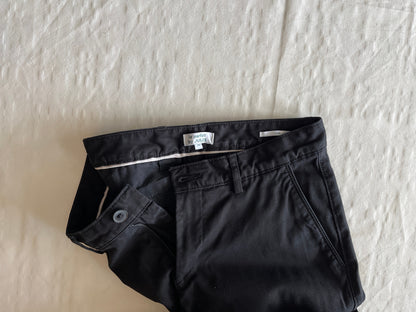 Chino slim noir T34