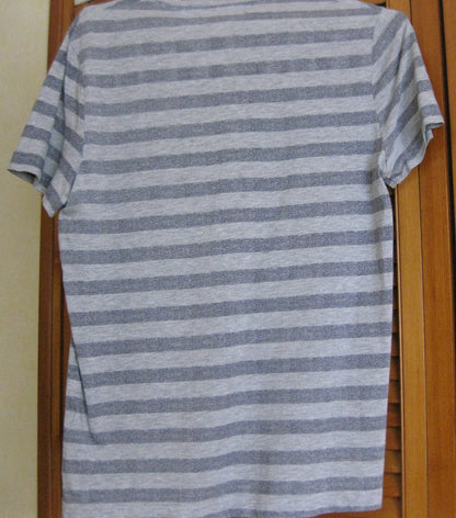 TE SHIRT TAILLE S