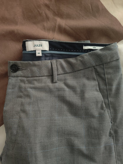 Pantalon chino slim à carreaux