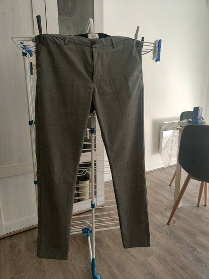 Pantalon chino slim à carreaux