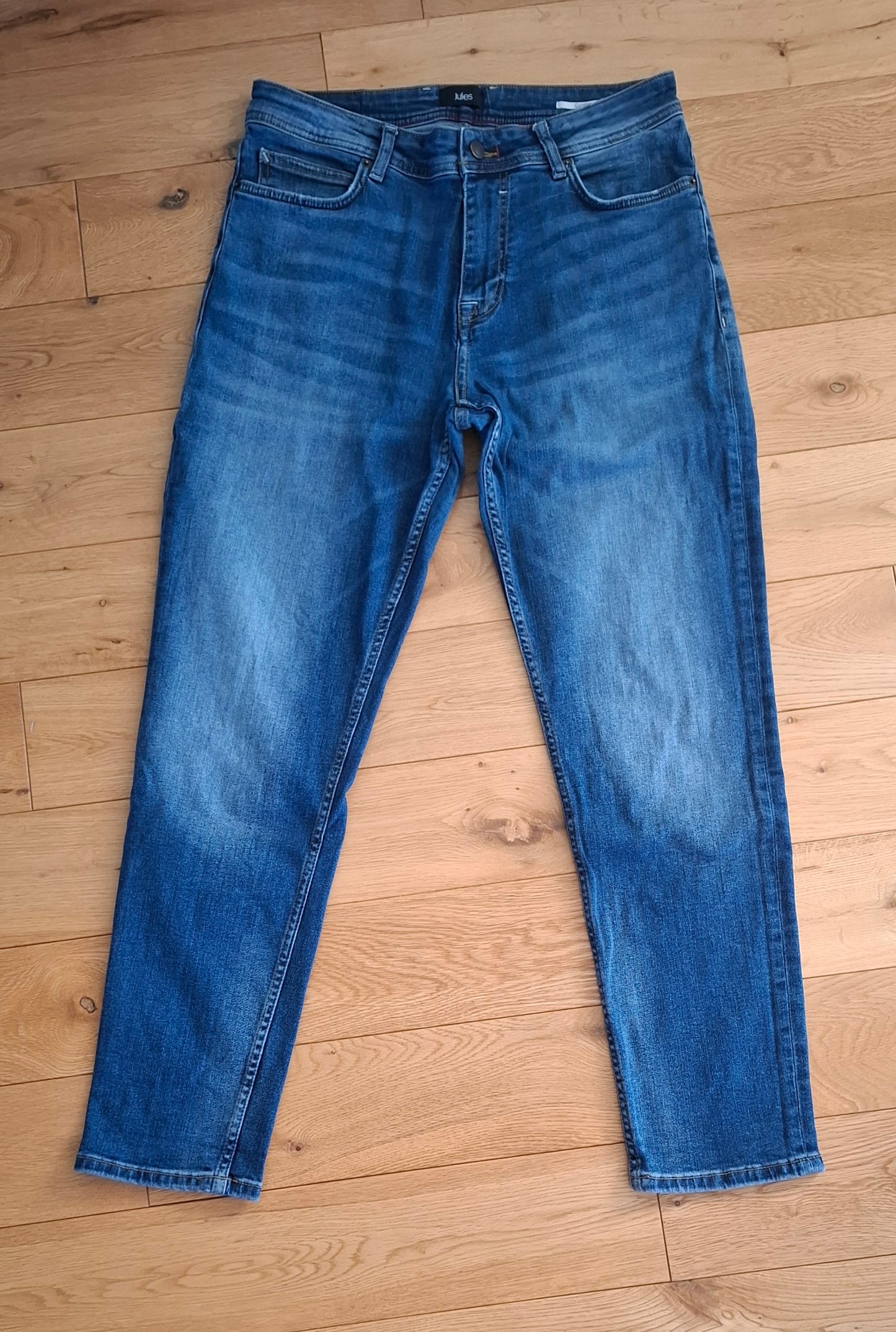 Jean confort bleu délavé blanchi