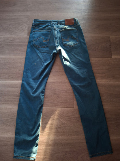 Jean slim urbanflex contenant du coton régénératif