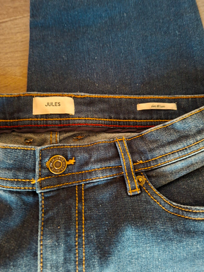 Jean slim contenant du chanvre et du polyester recyclé