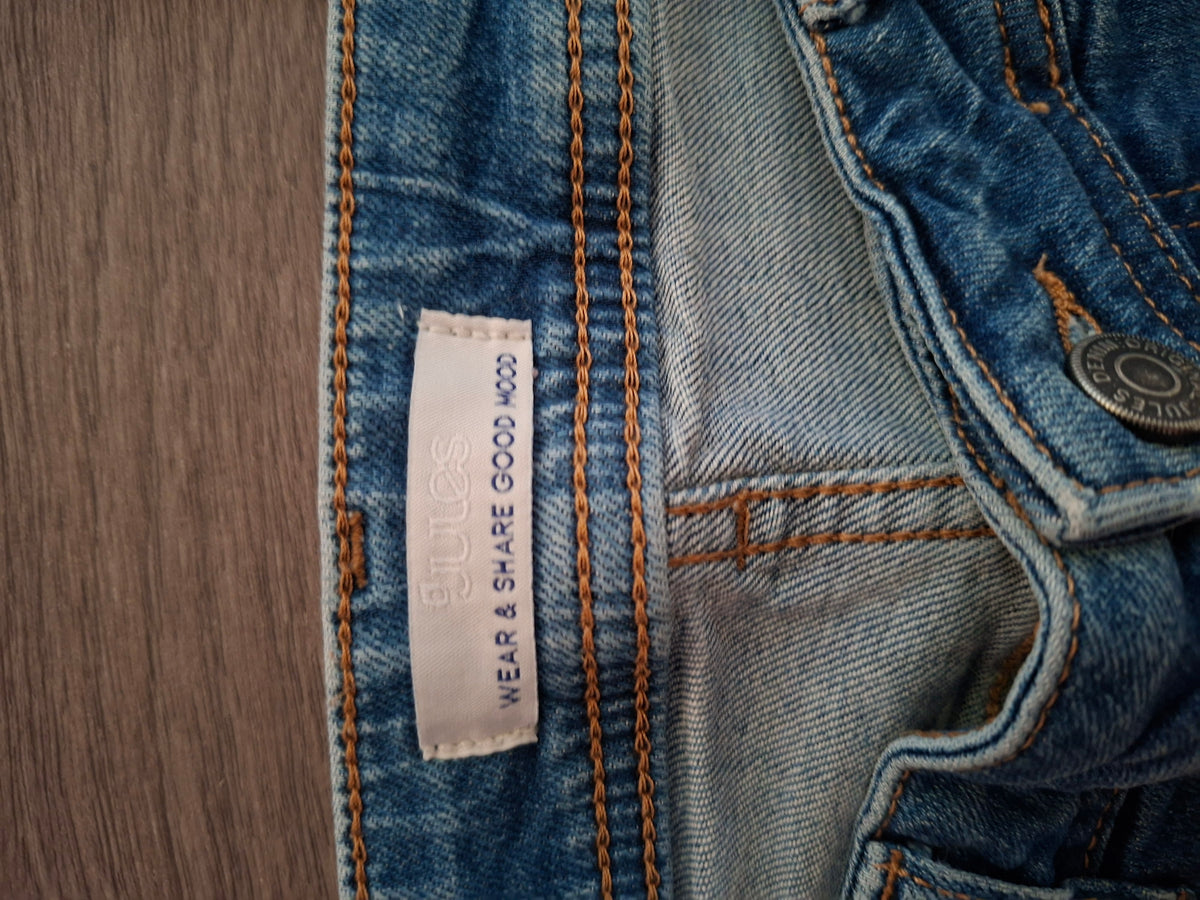 Jean straight