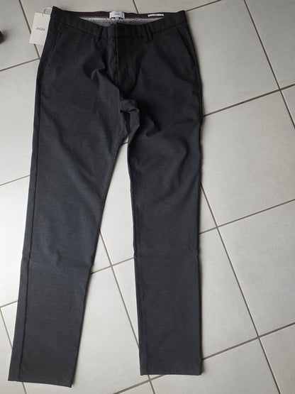 Pantalon chino slim fantaisie intérieur gratté