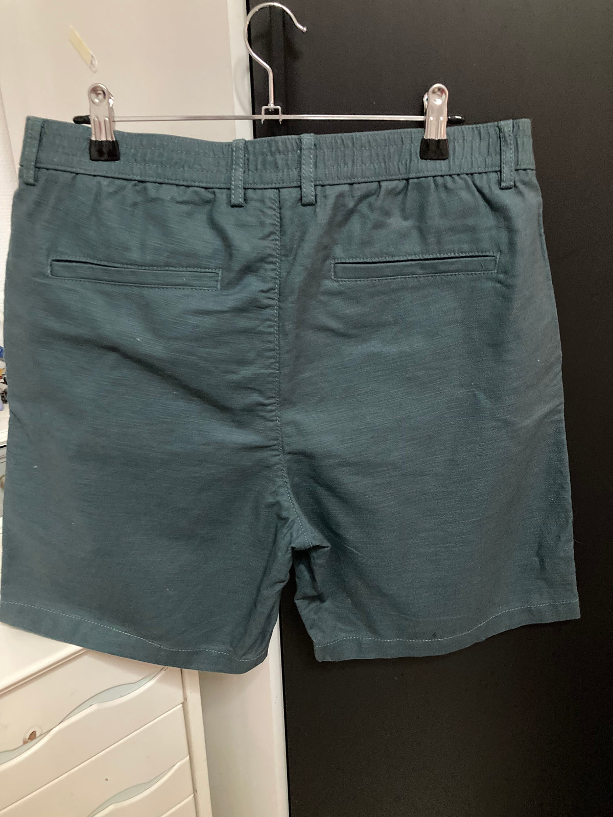 Bermuda Chino vert-gris taille 40