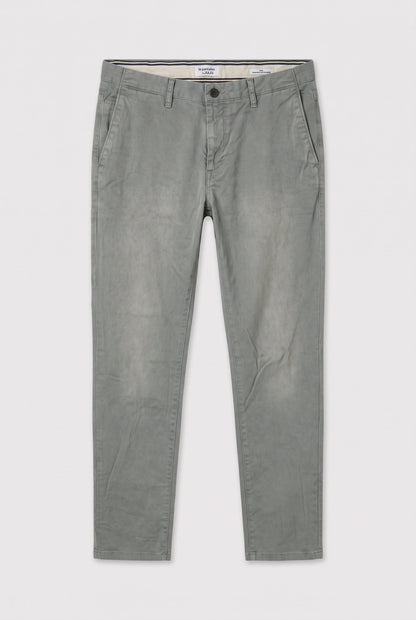 Pantalon chino slim t 42