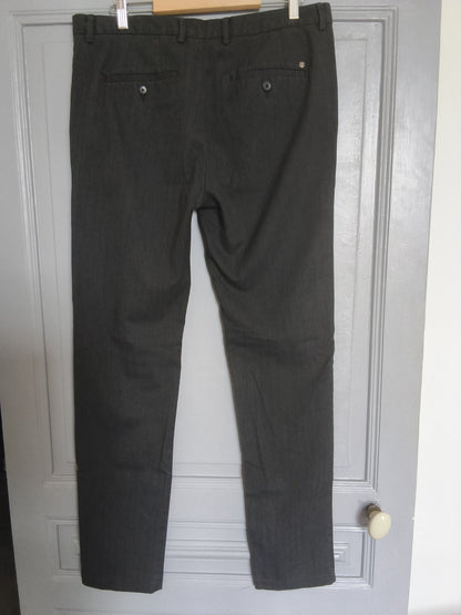 Pantalon chinos slim t 42