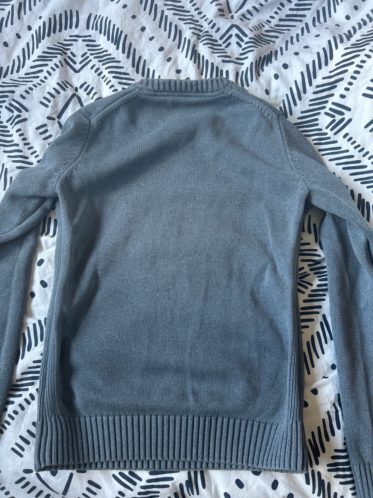 Pull bleu