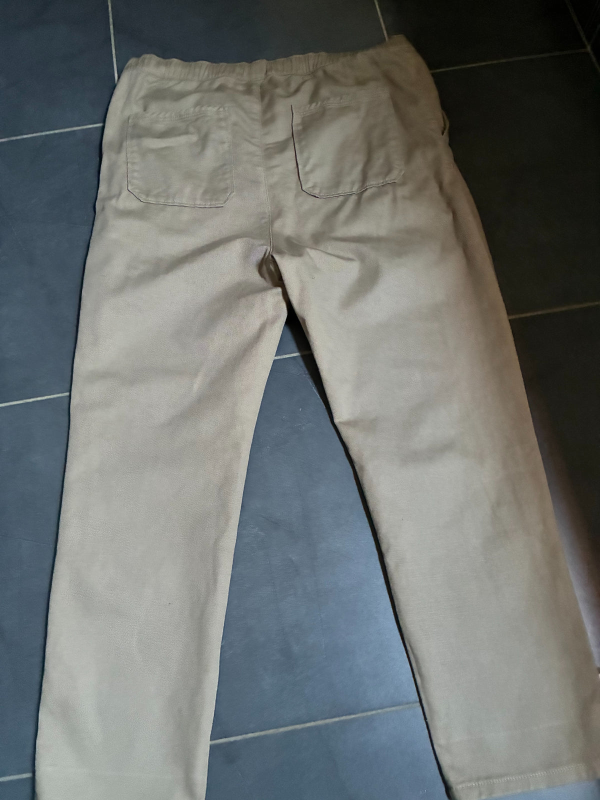Pantalon jogger contenant du lin