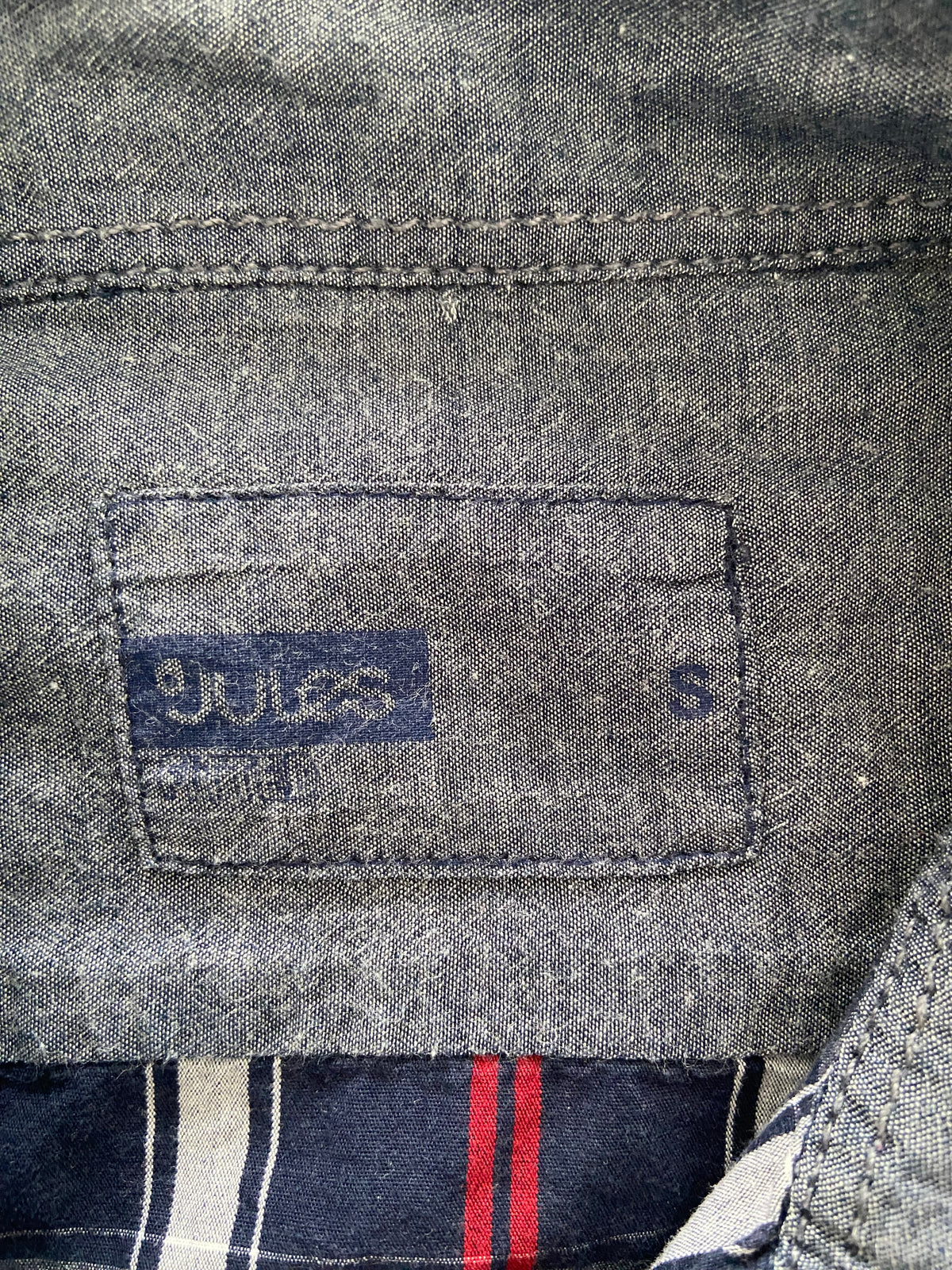 Chemise à carreaux
