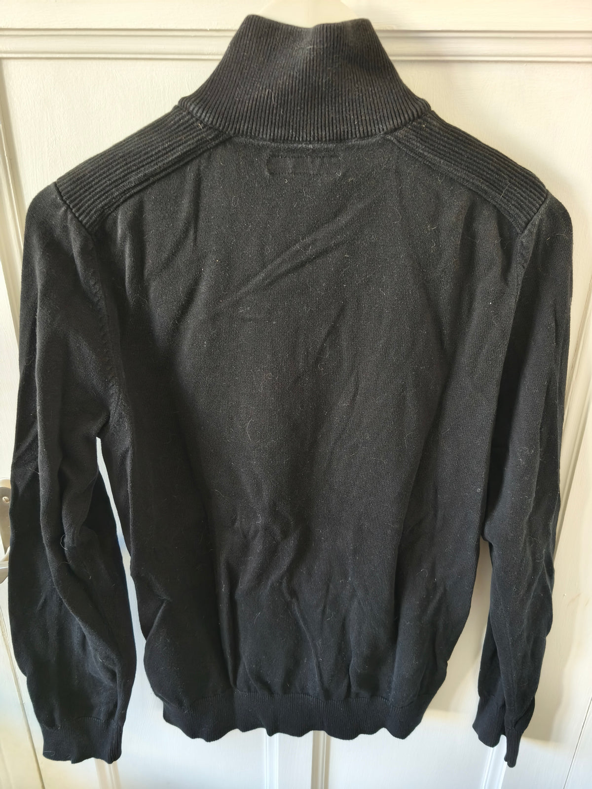 Pull zippé noir