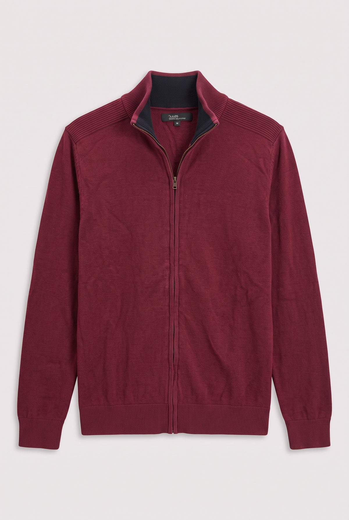 Pull zippe couleur lie de vin