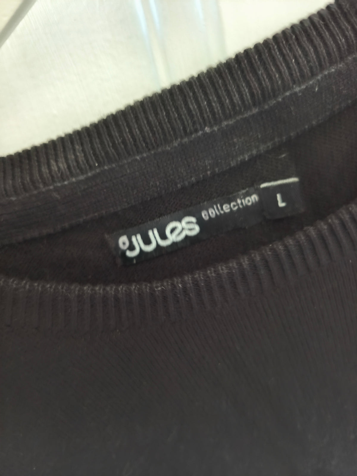 Pull noir