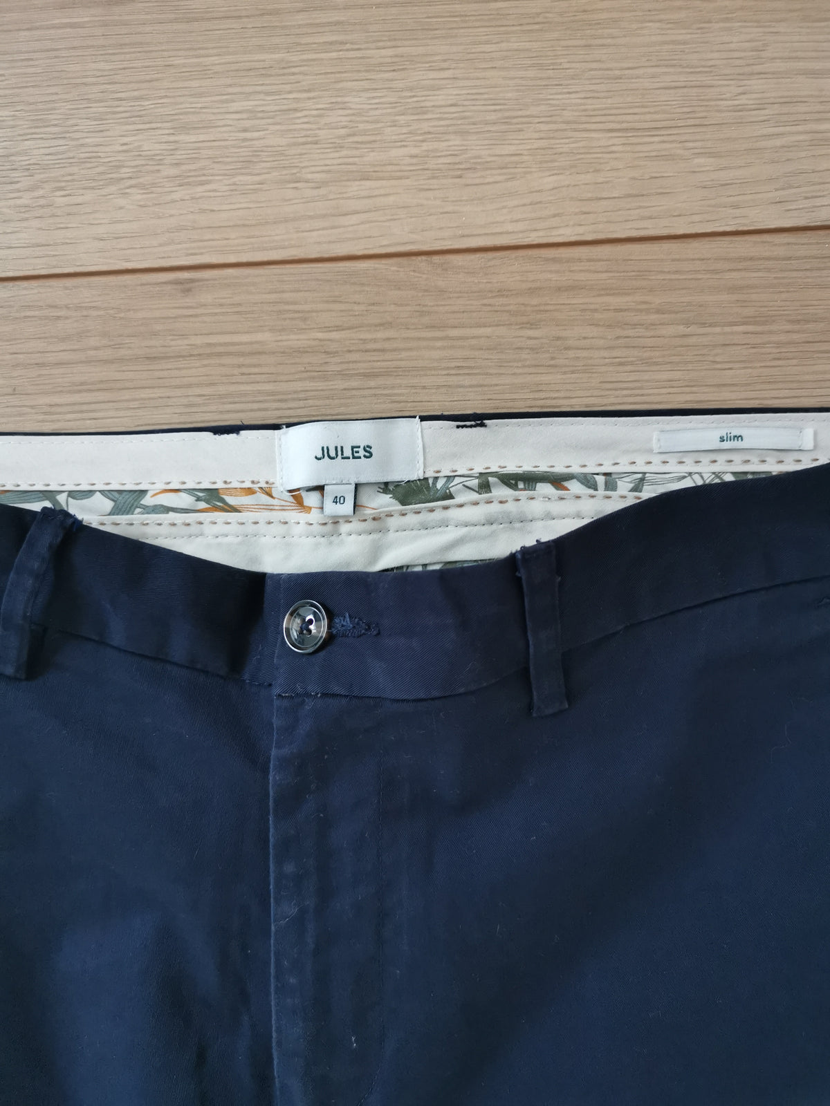 Pantalon chino slim uni