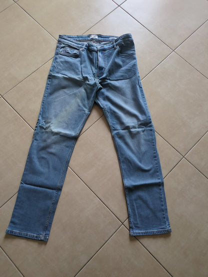 Jean straight T44 L34