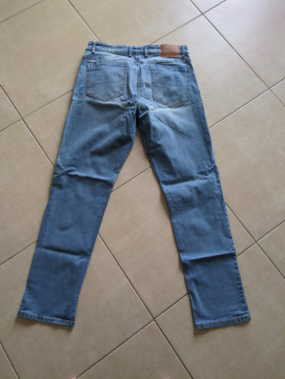 Jean straight T44 L34