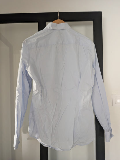 Chemise bleu clair