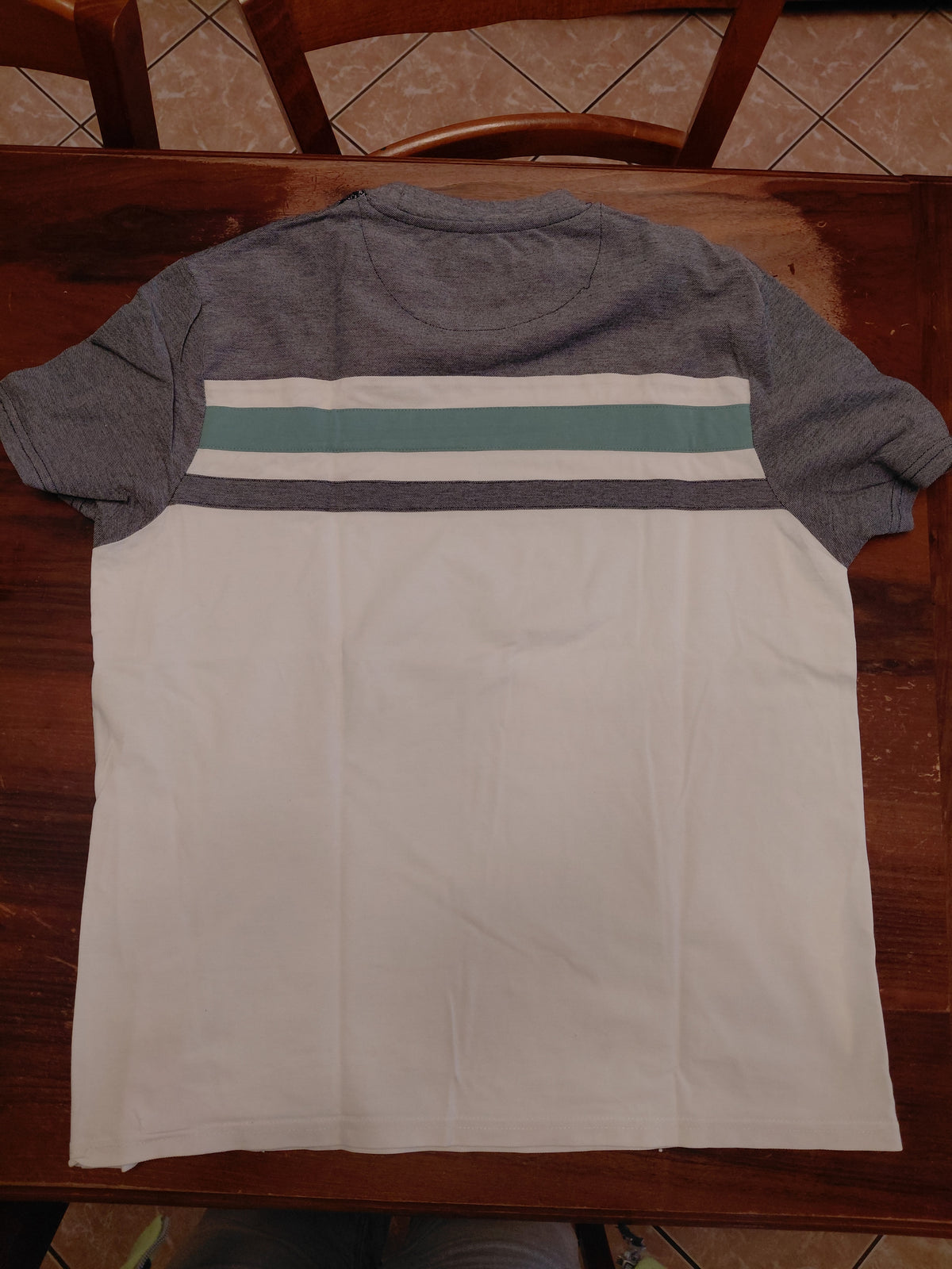 Tee-shirt