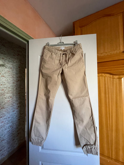 Pantalon chino bas et taille élastiqués