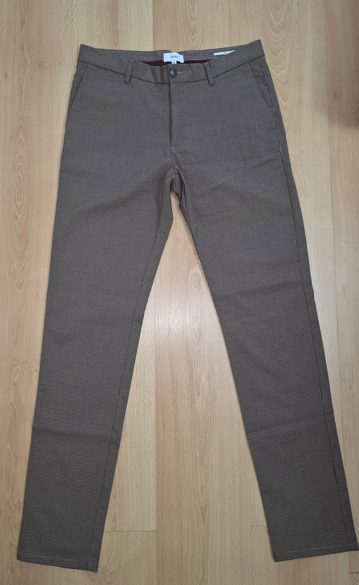 Chino Slim à carreaux