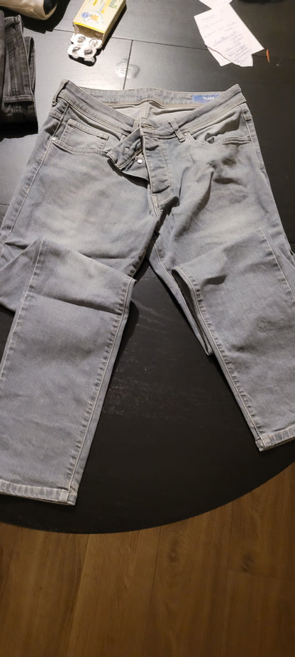 Jean straight gris 4 longueurs
