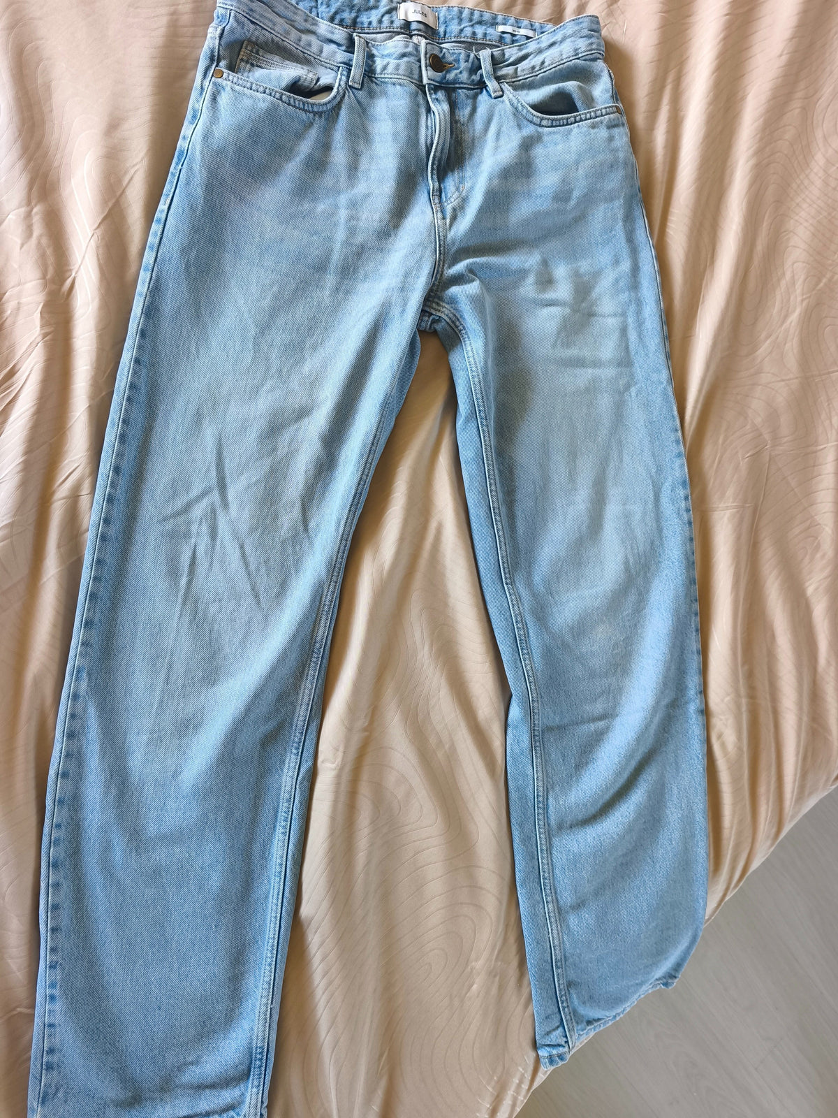 Jean loose porté 4 fois
