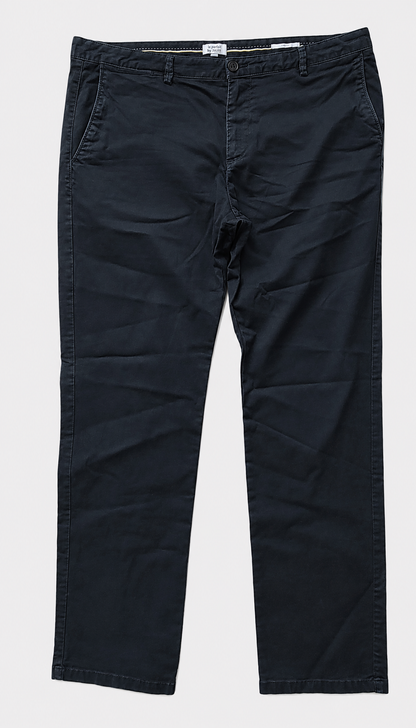 Chino bleu marine