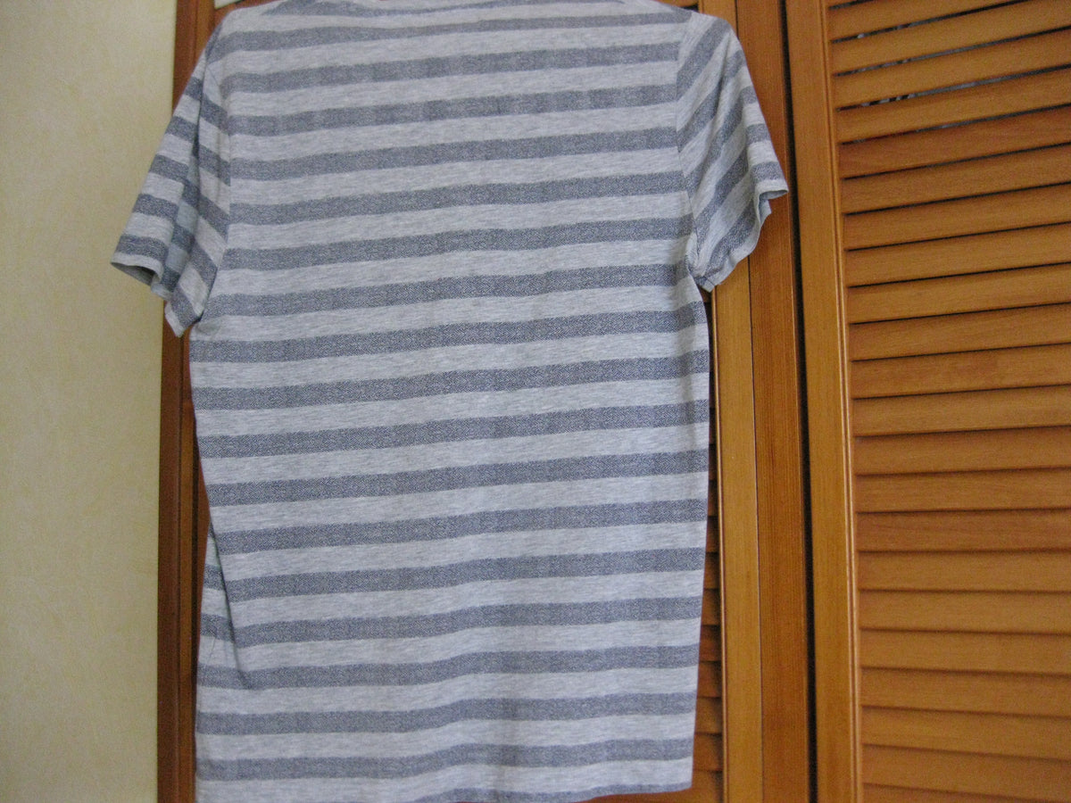 TEE SHIRT TAILLE S