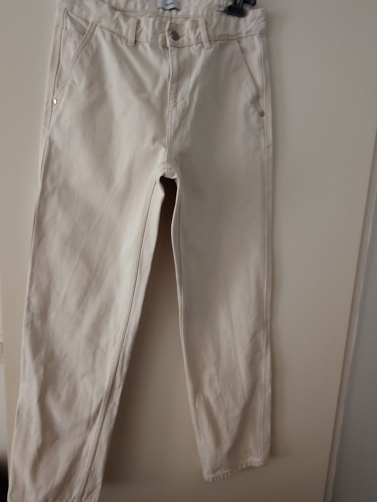 Jean loose blanc cassé taille 40 (W30 L34)