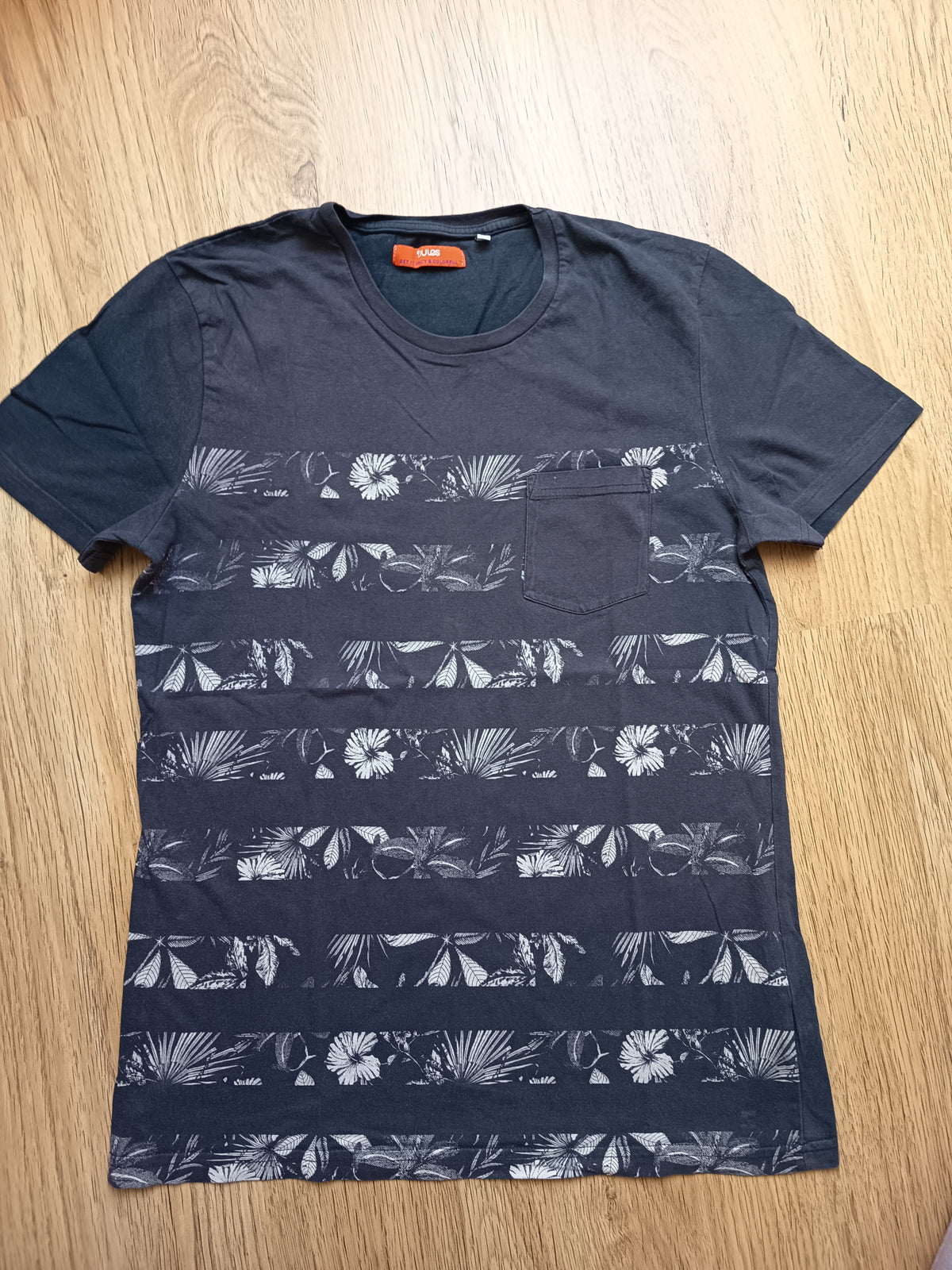 Tee shirt rayé imprimé fleurs