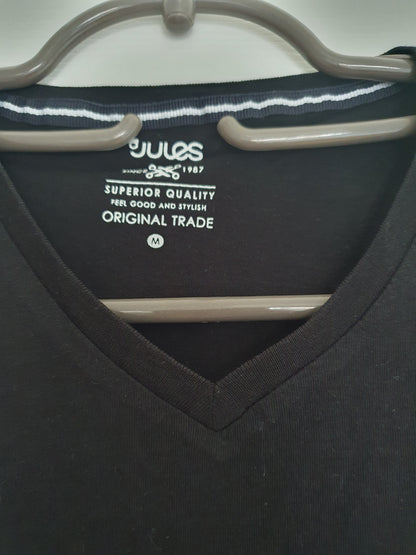 T-shirt col V basique