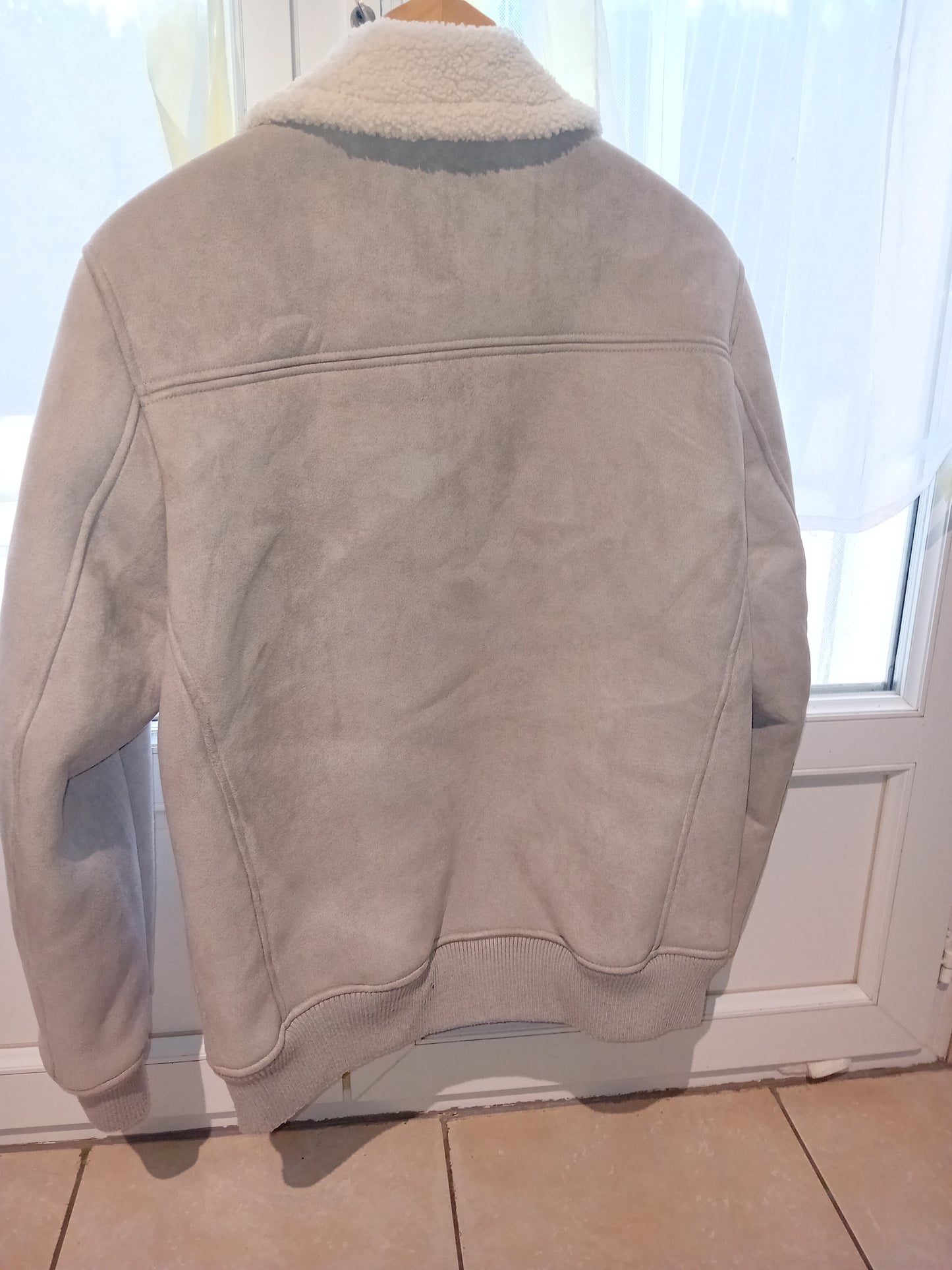 Blouson aspect velours col et doublure en sherpa