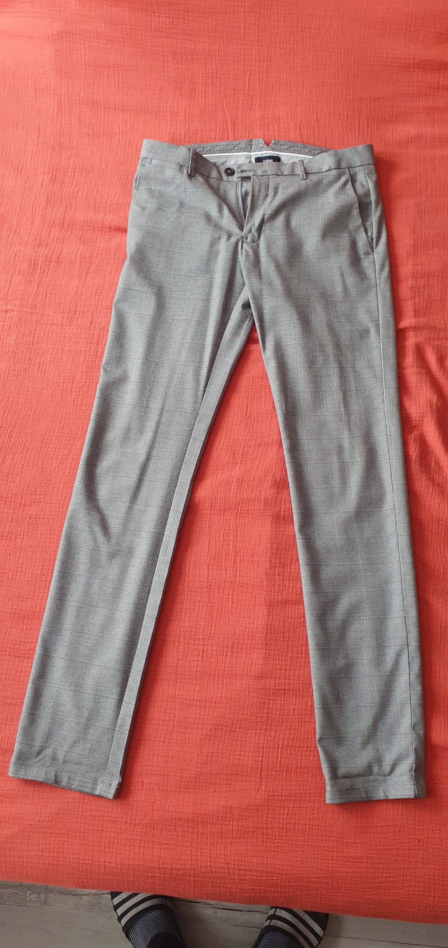 Pantalon gris slim